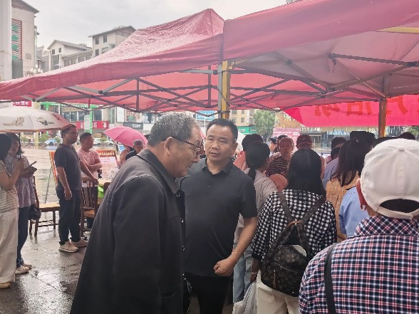 零阳街道：举办安全生产宣传月活动