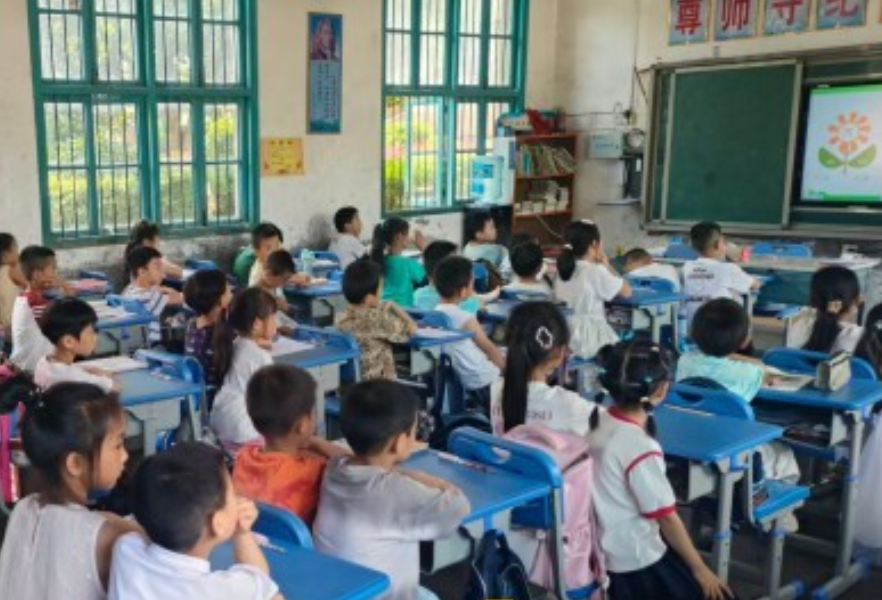 通津铺镇中心幼儿园：“幼”见小学，体验成长