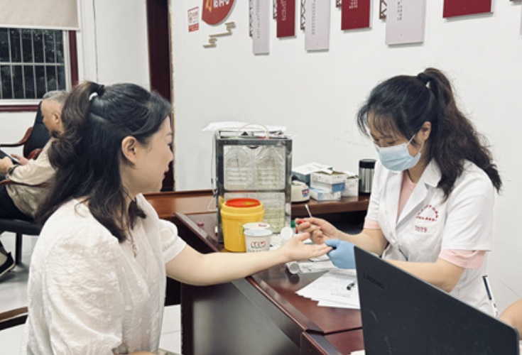 慈利产业开发区： 热血践初心 无偿献血活动