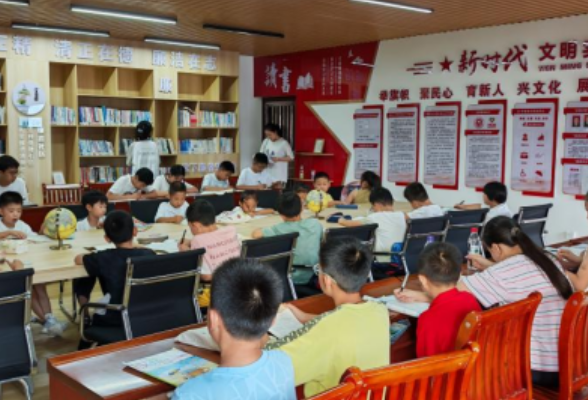 盘活党群阵地资源 守护缤纷暑假——杨柳铺乡杨柳铺社区第一届假日爱心学校暖心开班