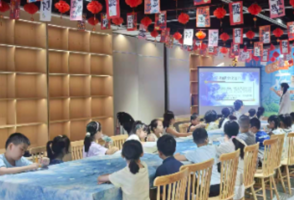 “灵溪非遗润慈博，巧手童心传古韵”——慈利县博物馆暑期青少年公益活动灵溪坊非遗课堂开讲！