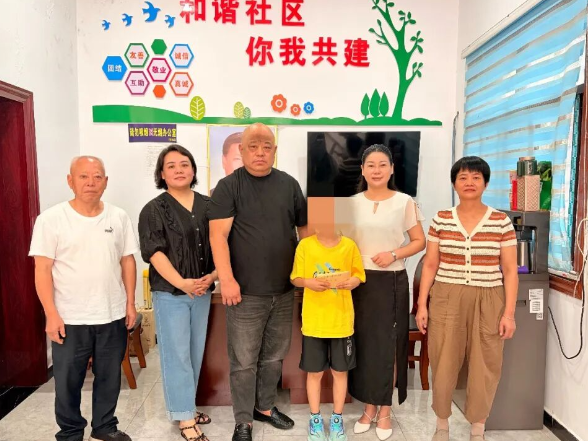 点亮求学路 爱心企业家与困难学子达成长期助学约定