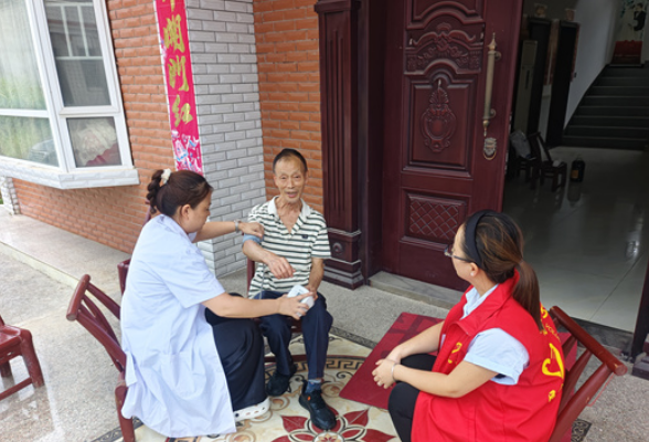 零阳街道民和村：党群服务中心上门解民忧