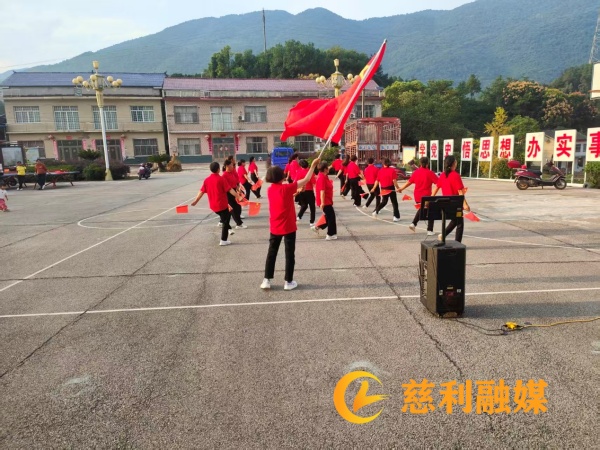 荷叶22.jpg 荷叶22.jpg