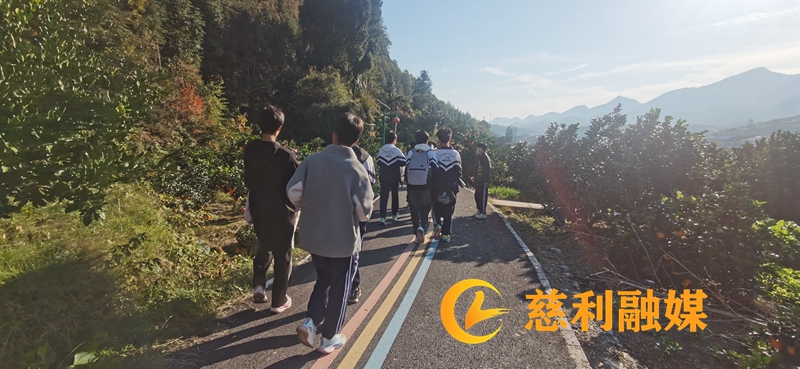 0e5414590d809163eec8ec0e90b9528f.jpg 0e5414590d809163eec8ec0e90b9528f.jpg