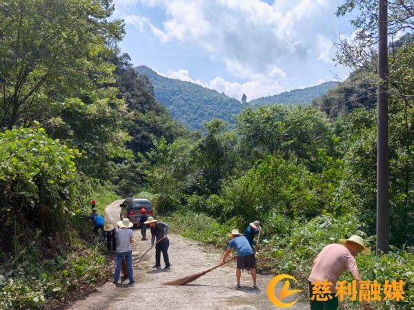 英塔村_副本.jpg