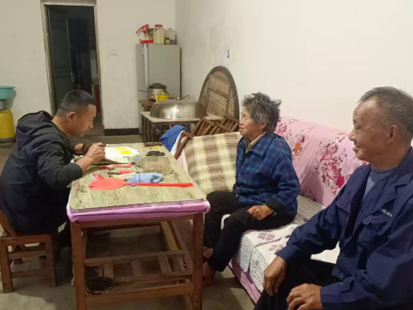 南山坪乡：医保宣传“零距离”村民健康有“医靠”