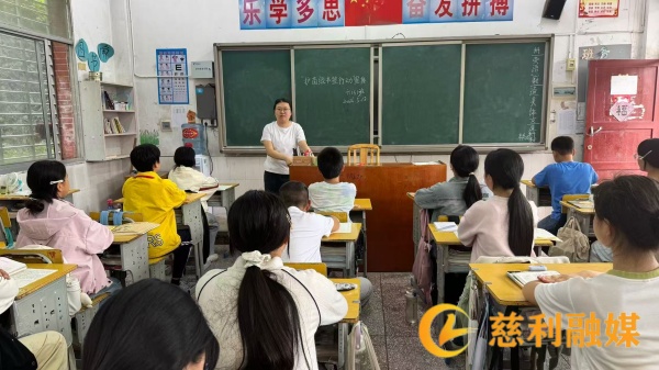 b8a10ccd-6823-4518-8fde-9b26a9acfb2a_副本.jpg