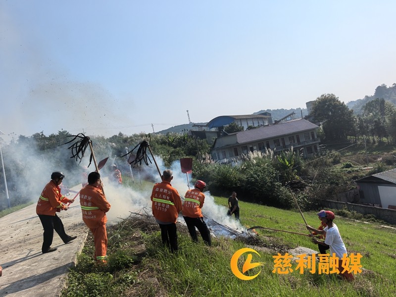 dc31be478fd2b6ec6ae6a928657bd7e0_副本.jpg