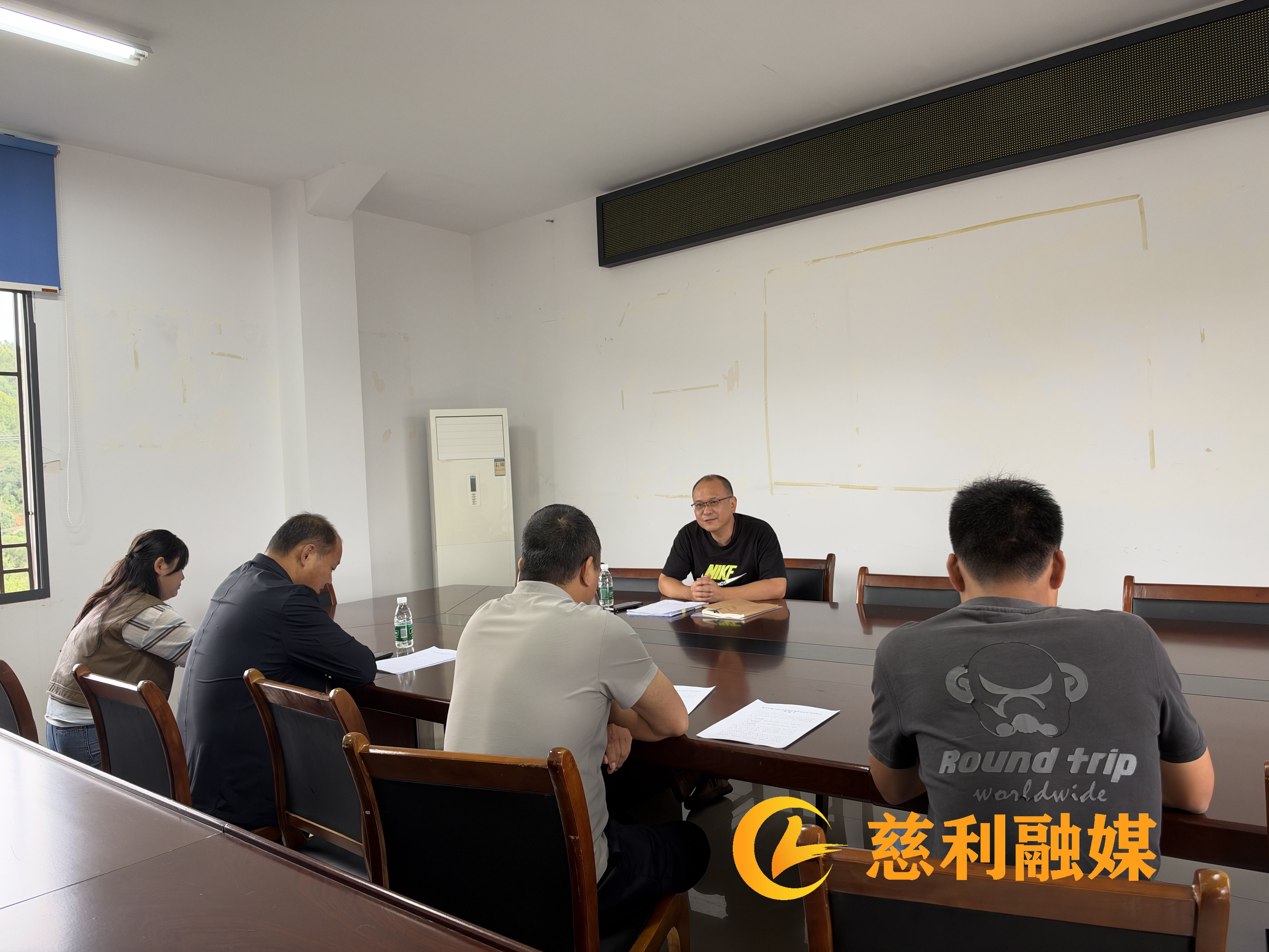 图片20.jpg 图片20.jpg