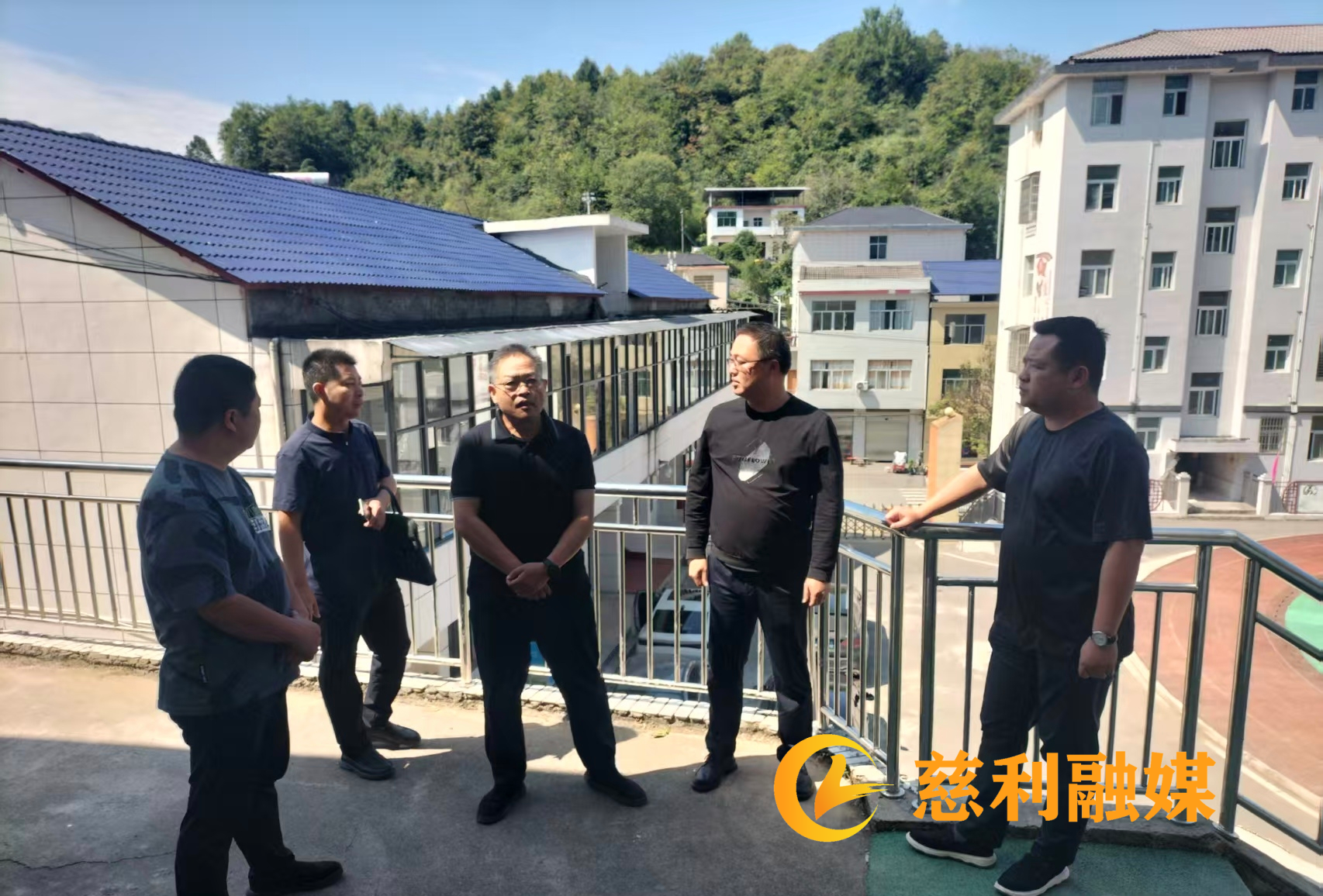 图片1_副本.png 图片1_副本.png