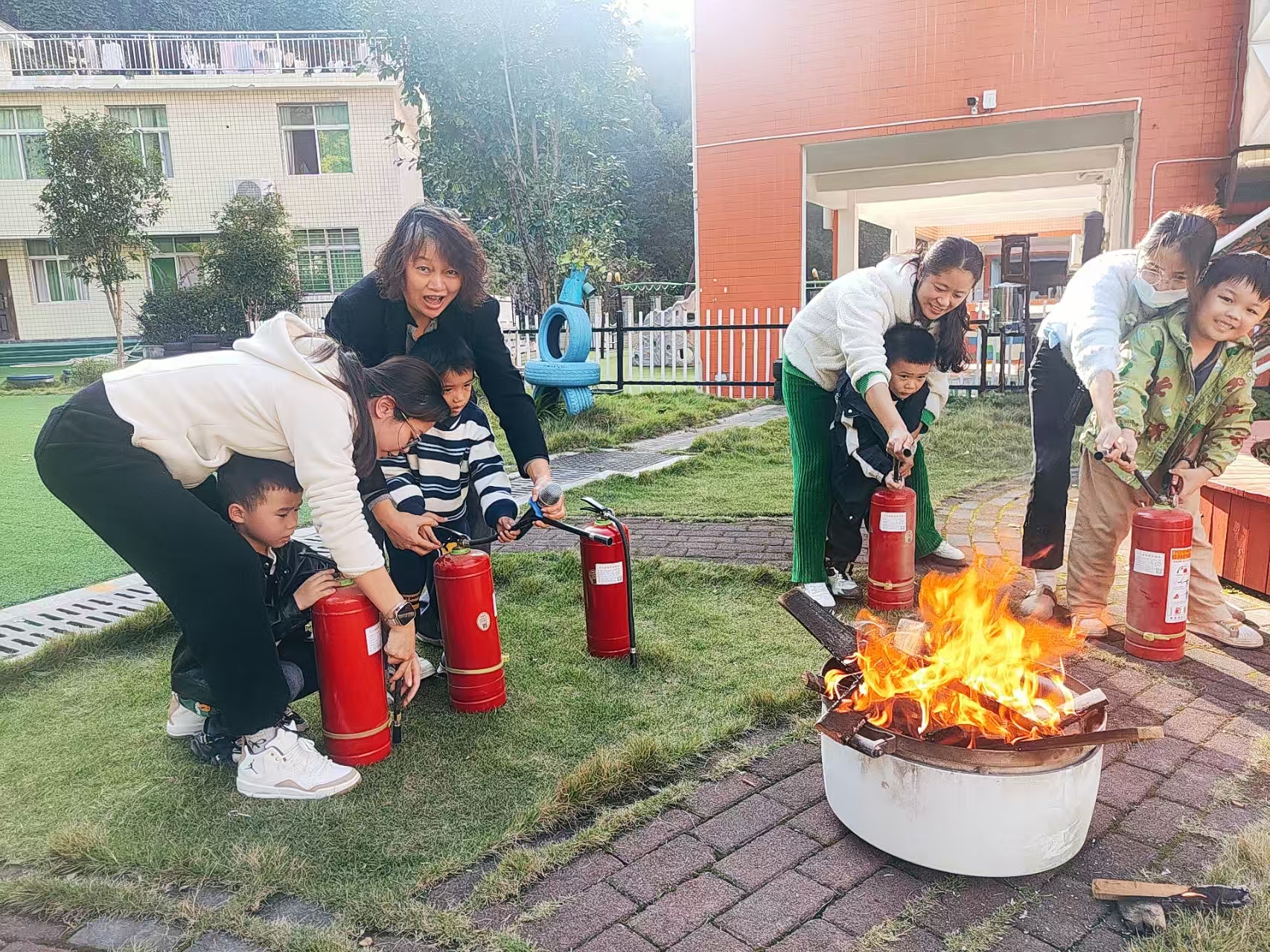 微信图片_20251106160532_82_78.jpg 微信图片_20251106160532_82_78.jpg