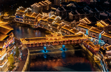 从无人问津到流量爆仓！解码郴州裕后街老旧街“爆火密码”