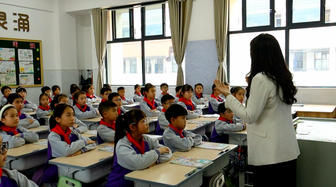 执教26年！从“教学新手”到“教育领路人”