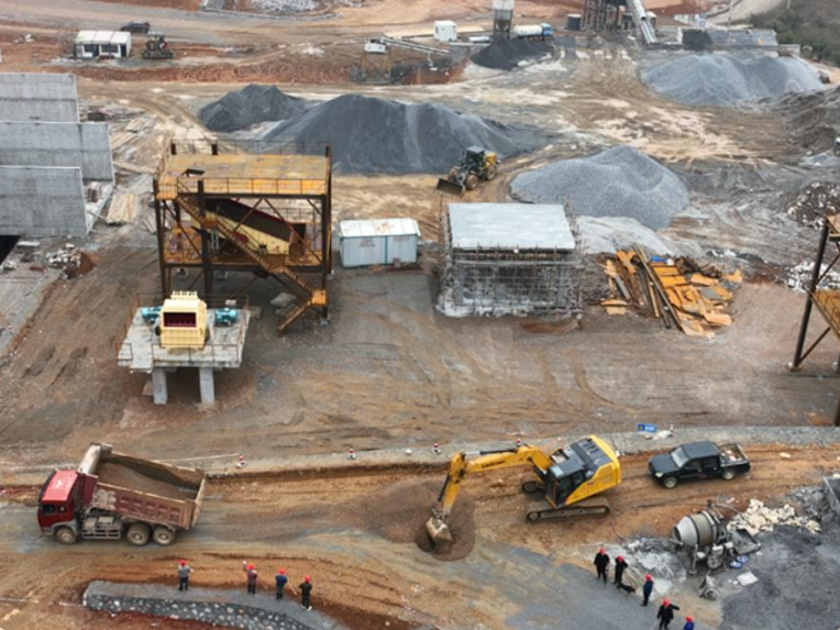 策马扬鞭 奋楫开局丨世邦矿业珍珠岭石材产业园项目节后复工 全力推进建设进度