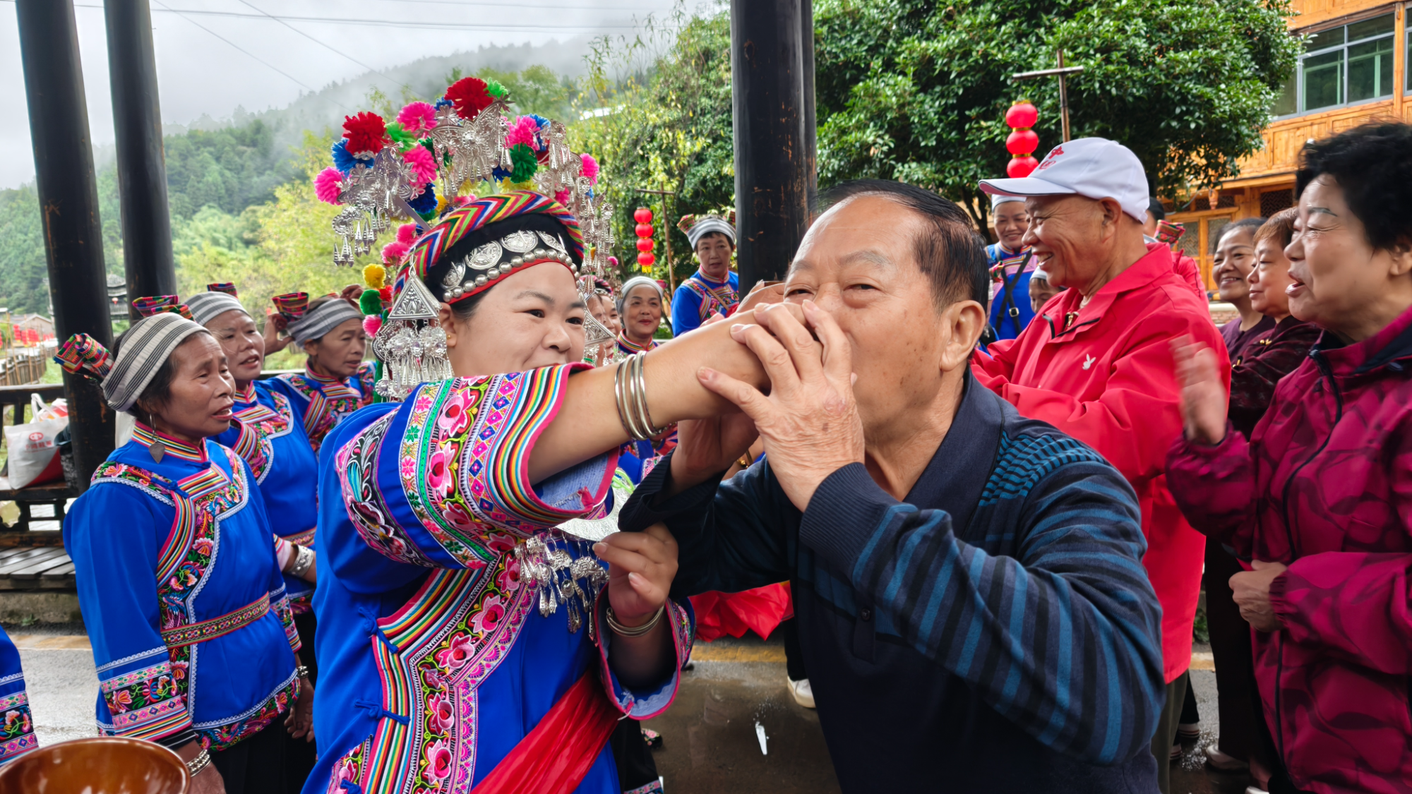 靖州地笋苗寨：苗乡欢歌庆国庆 民族团结一家亲