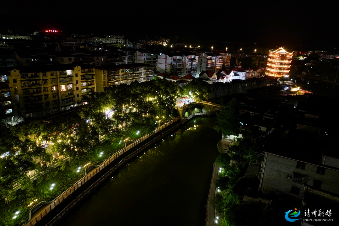 潩溪河畔晚风凉 广场焕新成市民纳凉好地