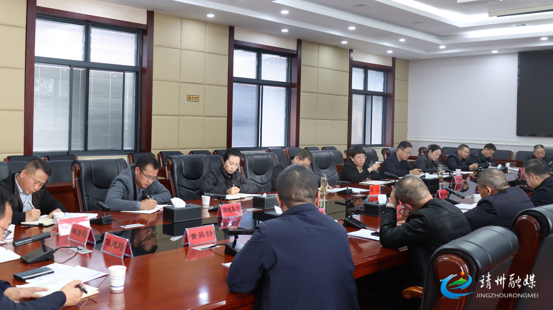 黄忆钢参加县九届人大飞山代表小组主题活动