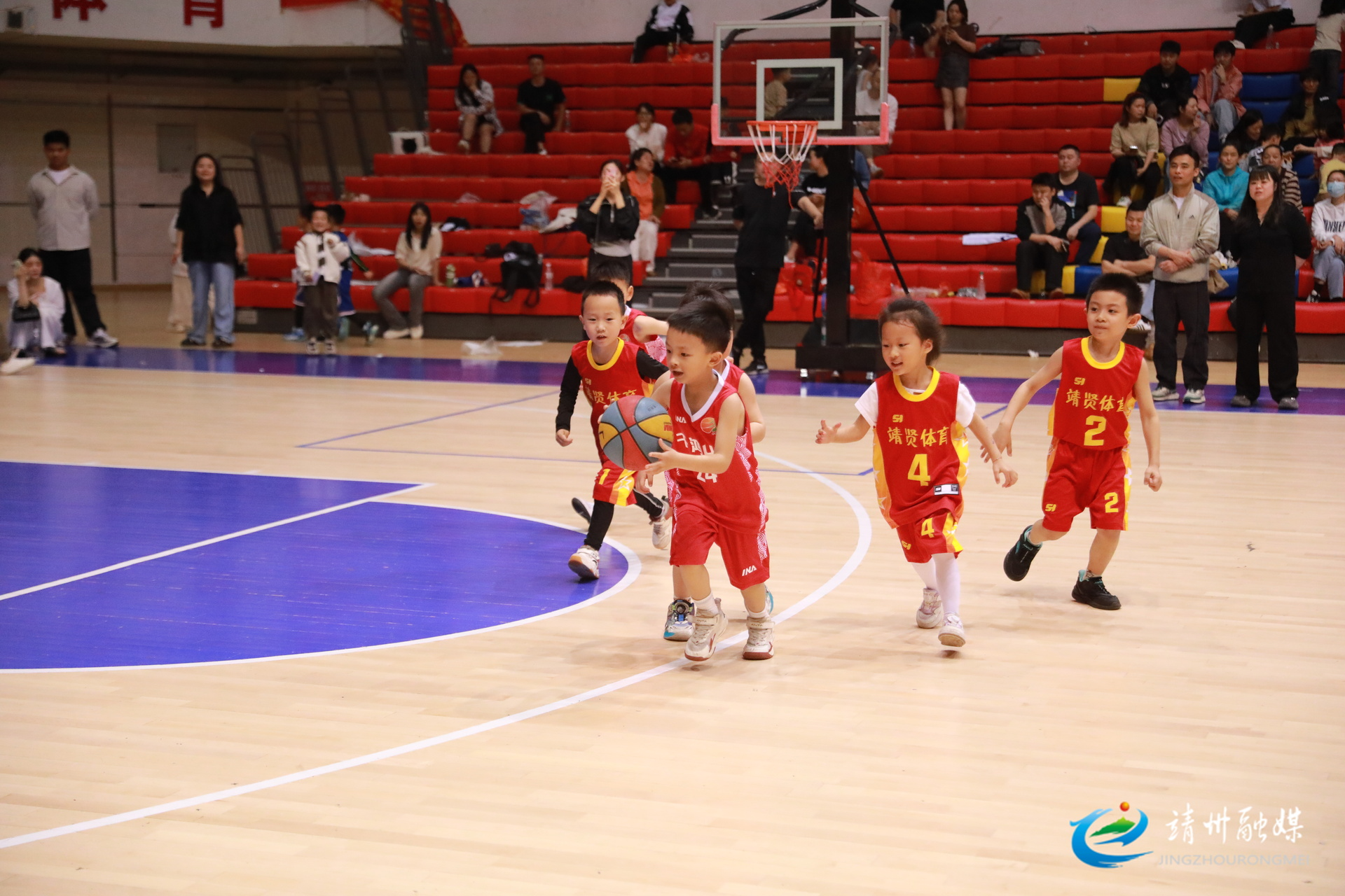 “篮”动少年心！“奔跑吧 篮球少年”2025湖南省小篮球联赛怀化靖州分赛区热血开赛