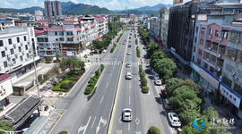“京昆古驿道 智驾雪峰山”百城万车自驾游车队走进靖州 沉浸式体验苗侗风情