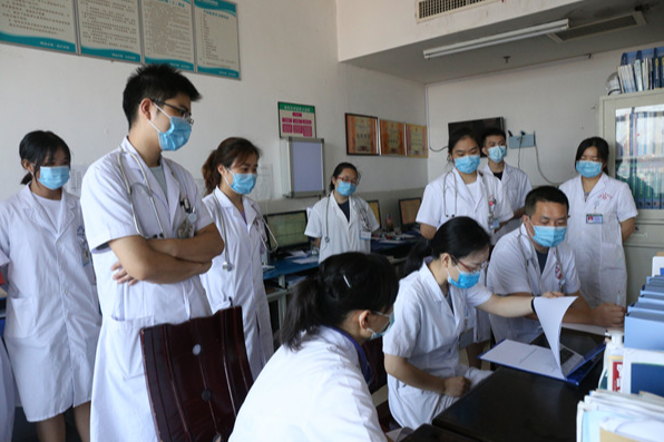 湖南中医药大学第二附属医院专家团来县中医医院开展对口帮扶活动