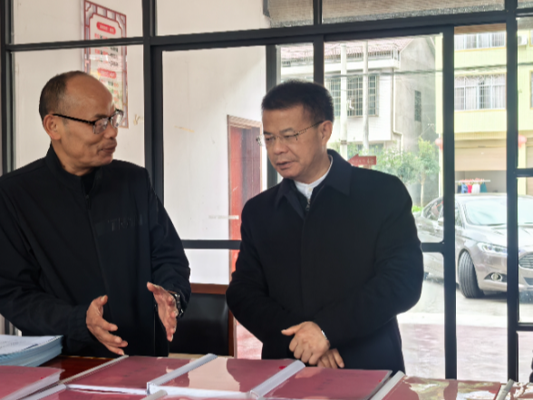 易中华到官庄镇调研督导乡村振兴与安全生产工作