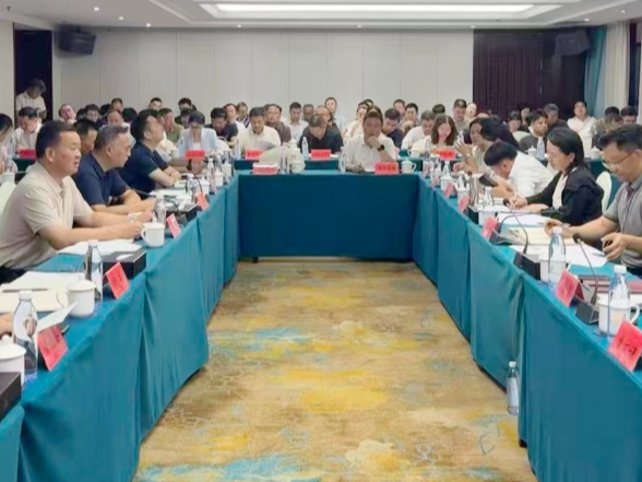 贺遵庆主持召开2026年世界划联龙舟世界杯全要素演练工作调度会