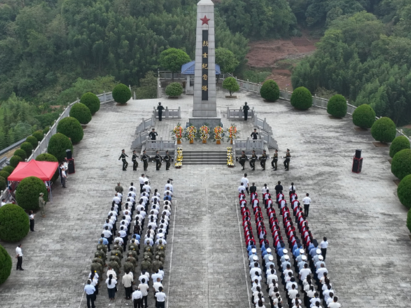 沅陵举行烈士纪念日公祭活动 深切缅怀革命先烈