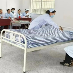 县精神病医院举办“5·12”护理技能操作竞赛