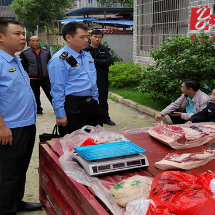县市场监管局火场监管所：开展“白条肉”专项整治  保障餐桌食品安全