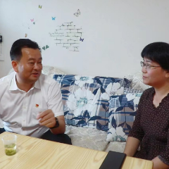传递党的温暖 送上亲切关怀 刘向阳走访慰问困难党员及因公殉职党员家属