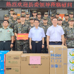 易中华等走访慰问驻沅部队官兵和消防指战员