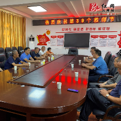 戴德伟到太常走访慰问教师