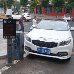 一小车违规占用消防车通道 县消防大队依法给予处罚警告