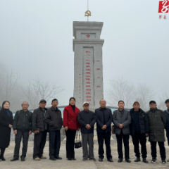 沅陵县老促会组织特聘常务理事参观红军指挥部