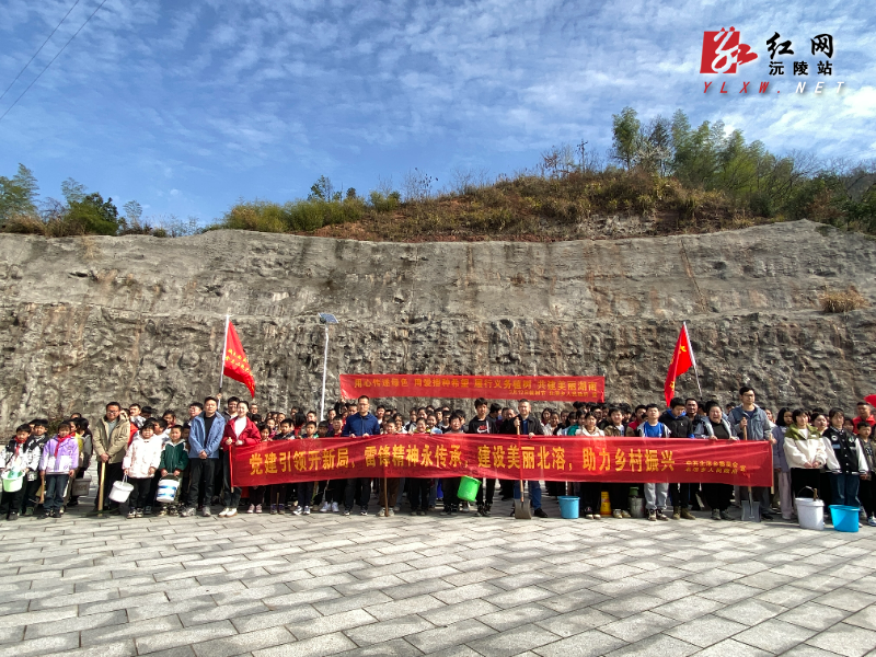 沅陵县北溶乡：草长莺飞春满园 “植”此青绿正当时