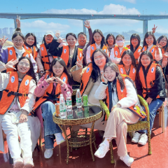 沅陵一中开展三八妇女节庆祝活动