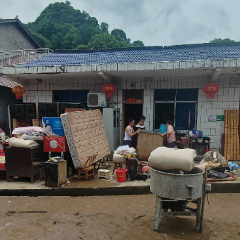 沅陵县陈家滩乡：夫妻同心抗洪灾