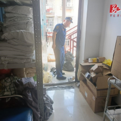 我县一医院疏散通道堆放杂物被立案查处