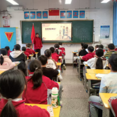 荷花池小学:预防冬季传染病 健康“童”行护成长
