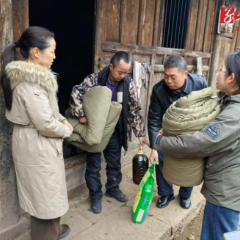 【新春送温暖】沅陵县妇联到结对帮扶村走访慰问困难群众
