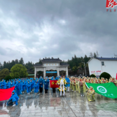 荷花池小学开展追寻·2026·清明祭英烈活动