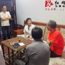 七甲坪镇:入户问诊纾民忧 健康帮扶固根基