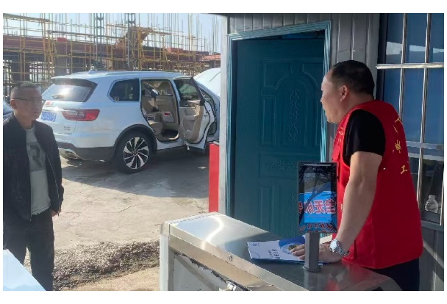 筑牢安全“防护网”   撑起工友“保护伞”