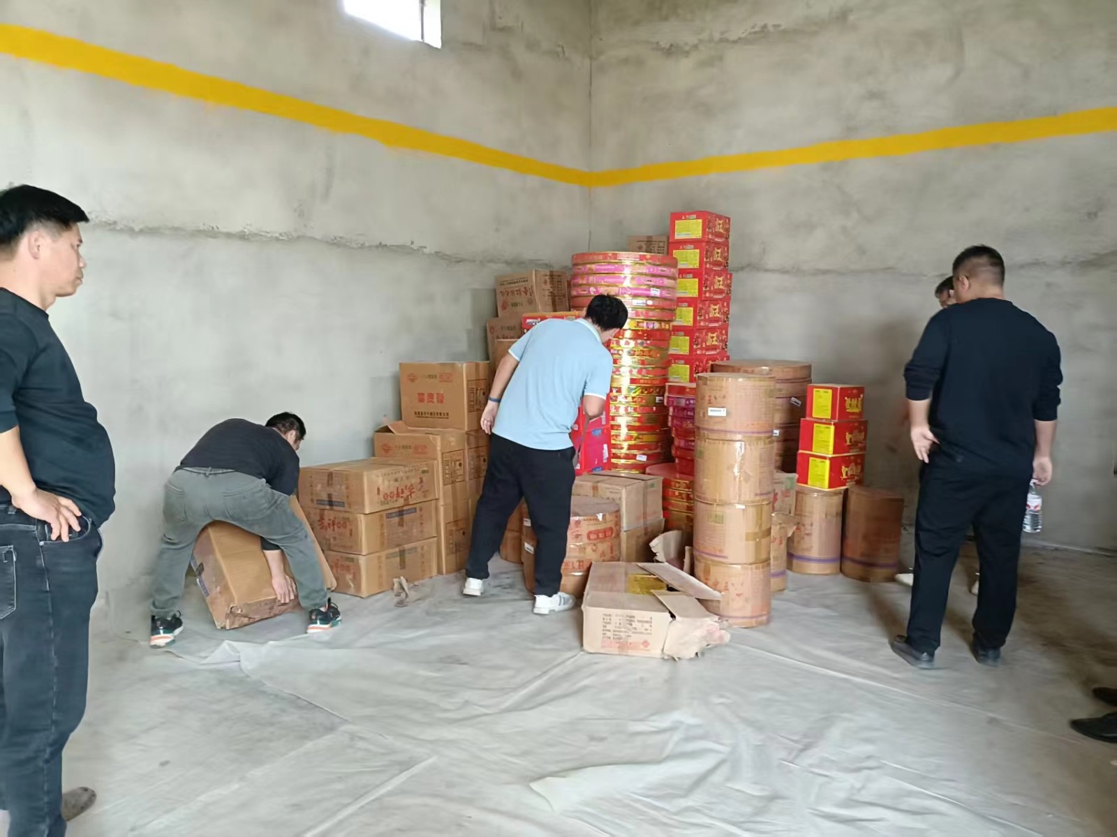 微信图片_20251115141131_14_1386.jpg 微信图片_20251115141131_14_1386.jpg