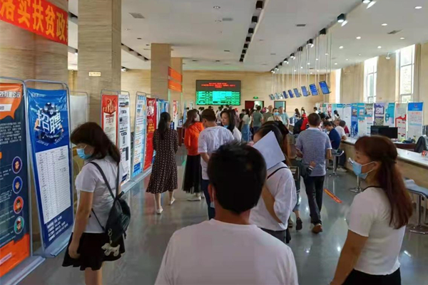 安乡就业潮：寻找工作中的机遇与挑战