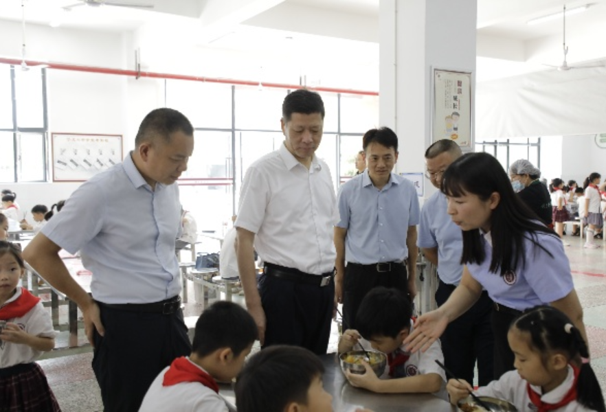 王先波调研集中整治“突击战”工作