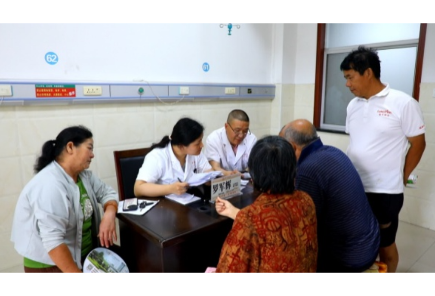 【聚焦党代会 奋进这五年】筑牢健康“压舱石”  书写安乡“大民生”