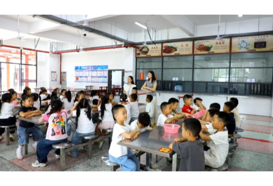 子龙小学：上好“第一课” 开启新学年