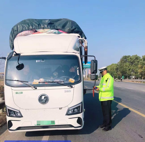 微信图片_20251229115151_3_2.jpg 微信图片_20251229115151_3_2.jpg